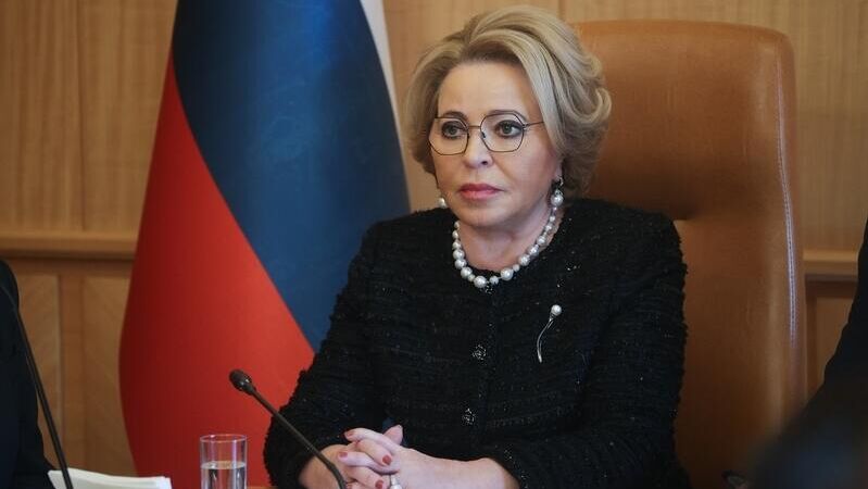 Матвиенко предложила учредить «клуб миллионеров» для поддержки семей с детьми