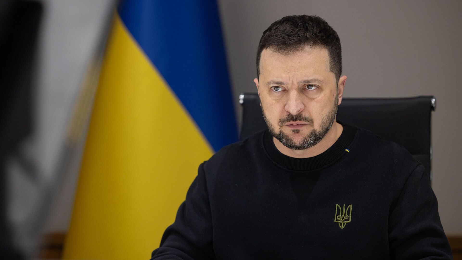 СМИ: Смена правительства вызвала политический кризис на Украине