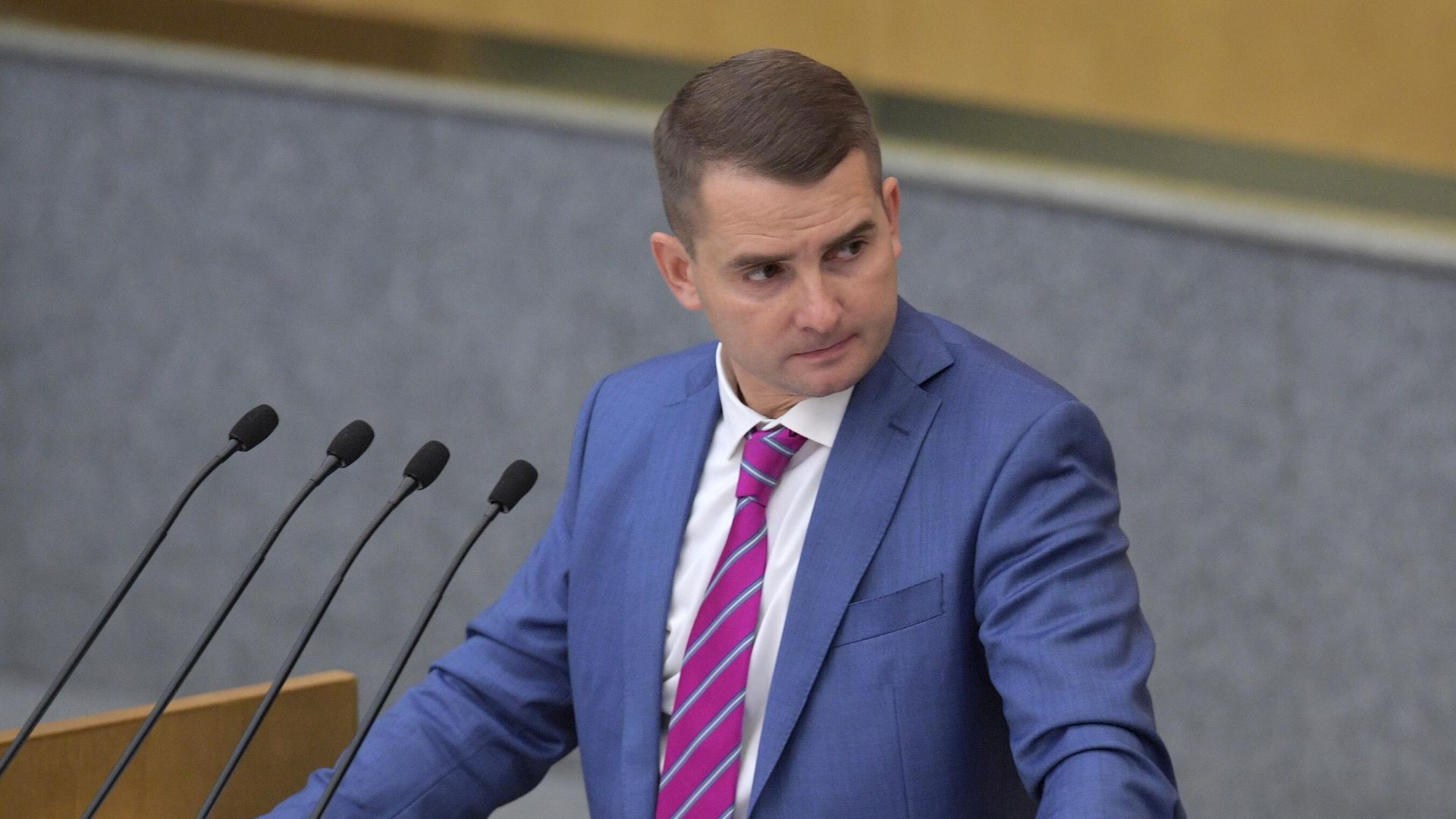 Володин сообщил, что глава комитета Госдумы Нилов не будет переизбираться