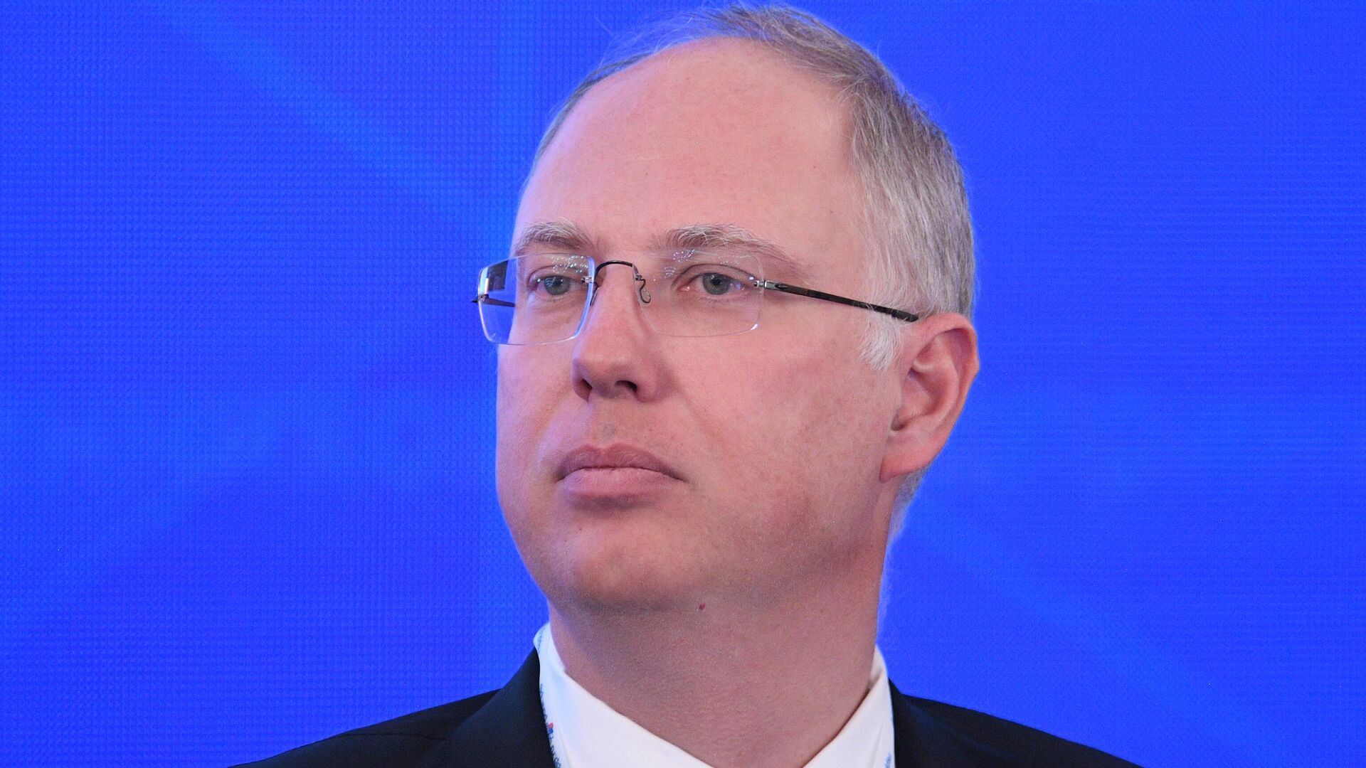 Дмитриев высказался о рекордно низком рейтинге Мерца