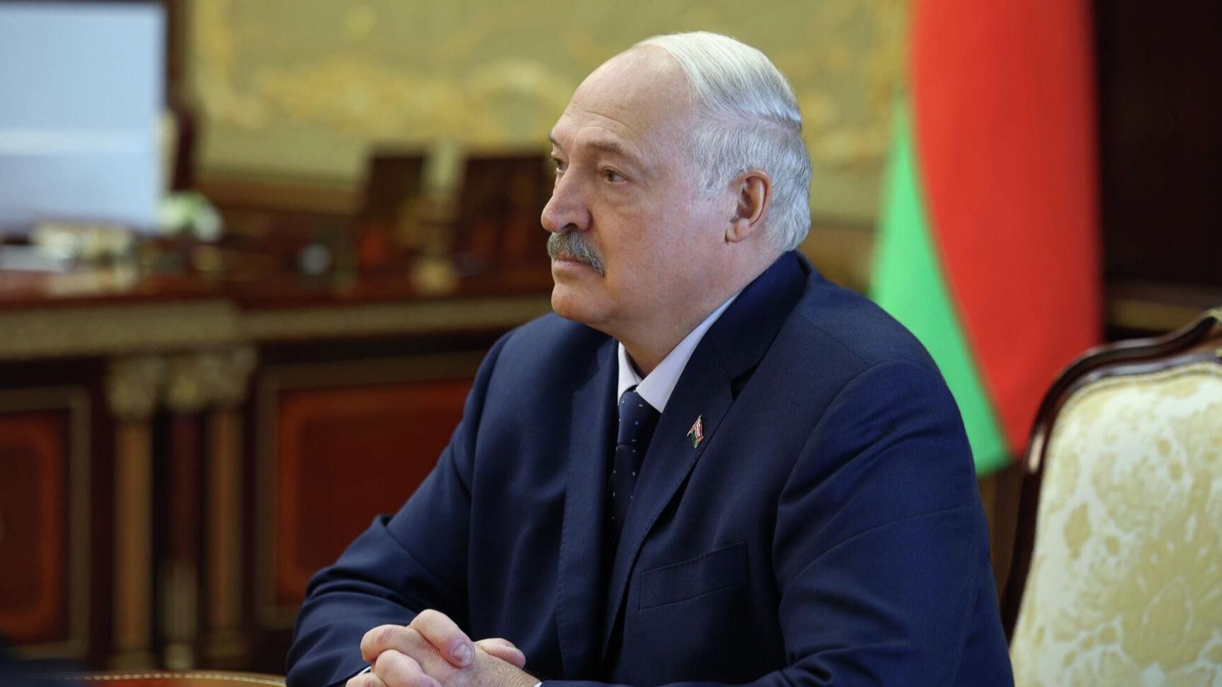 Лукашенко вручил ордена Мишустину и Мантурову
