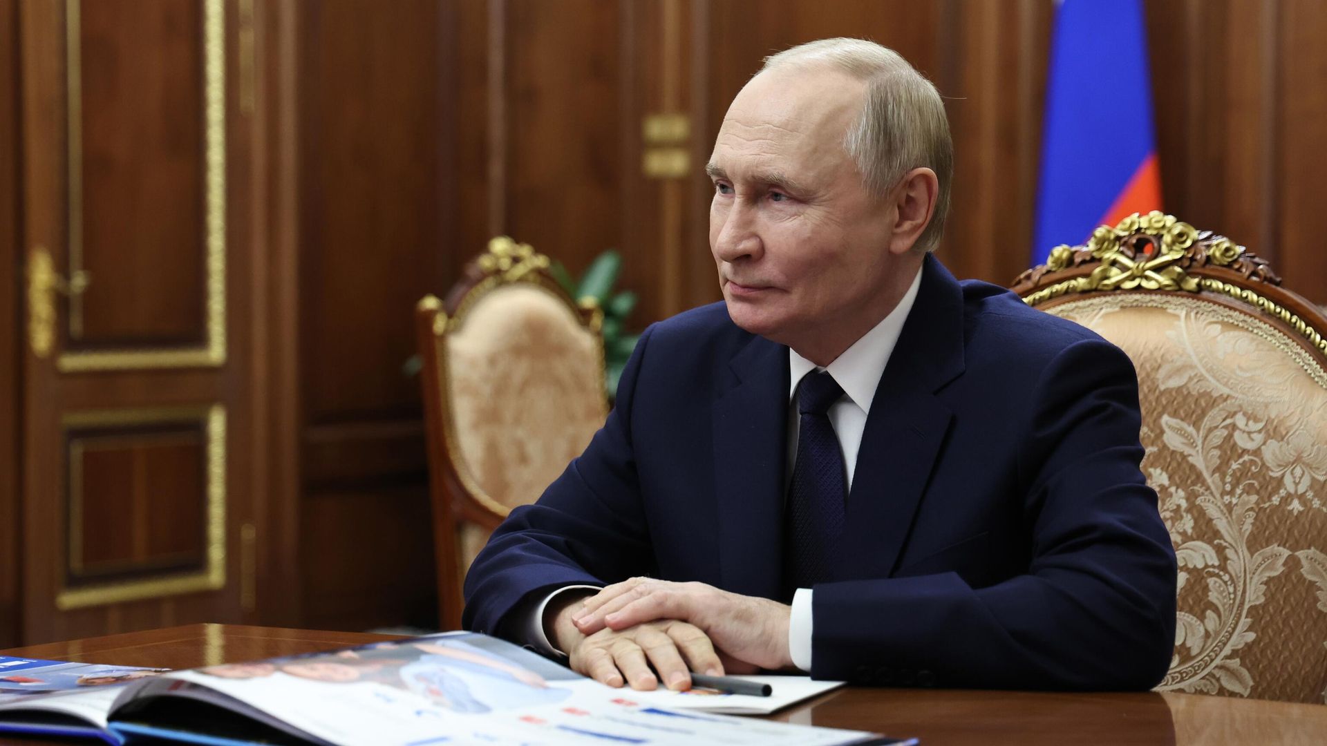 Путин призвал гарантировать равный доступ к использованию ИИ