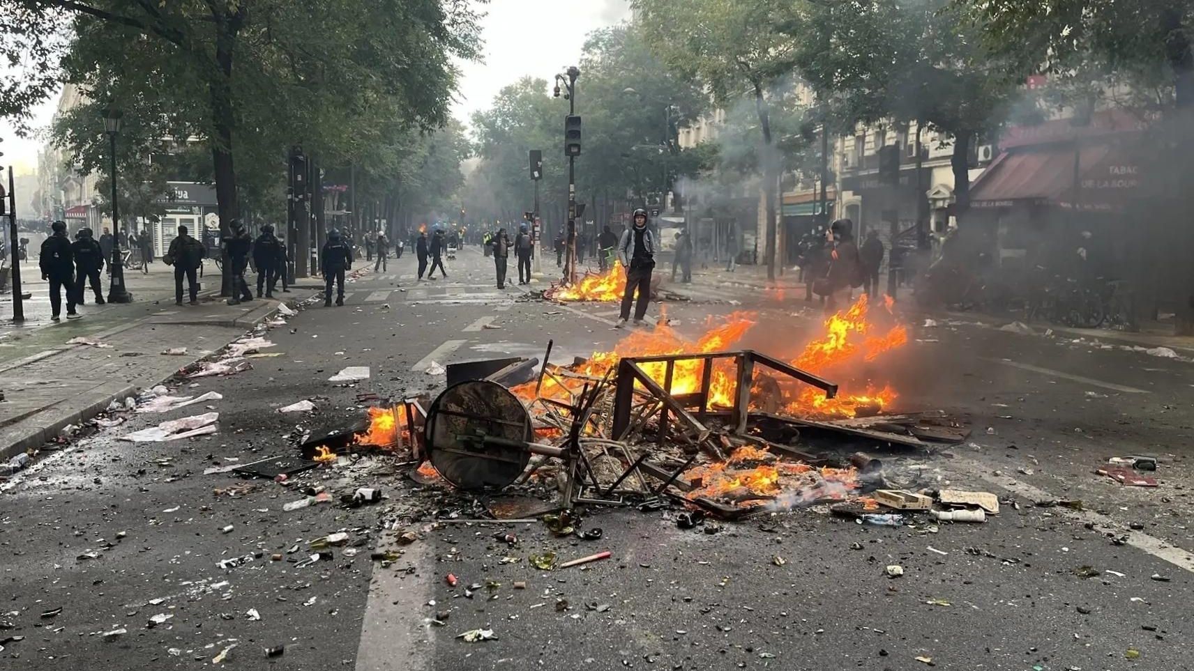 Во Франции стартовала крупномасштабная проверка по факту беспорядков