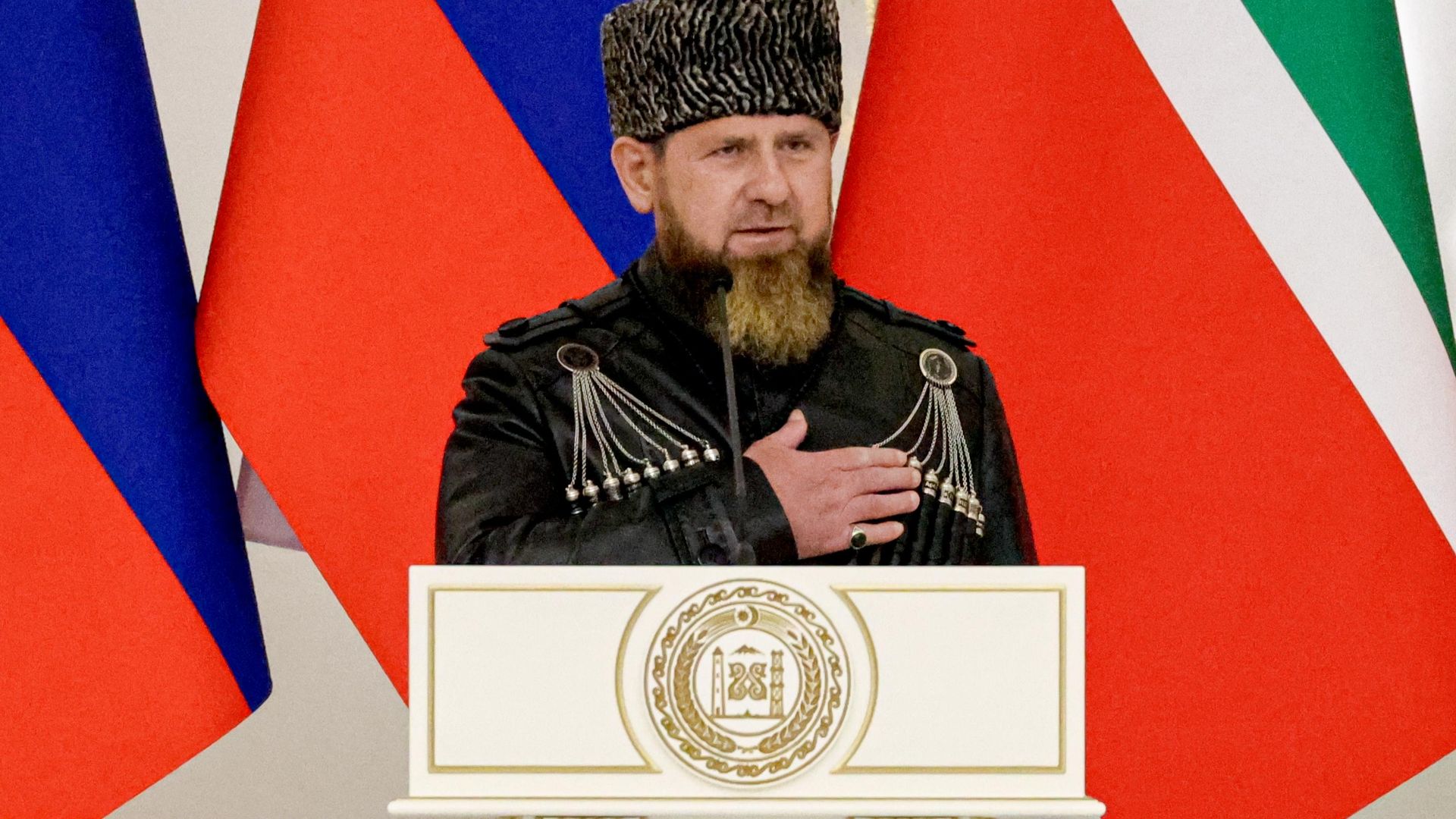 Чеченское правительство ушло в отставку после инаугурации Кадырова