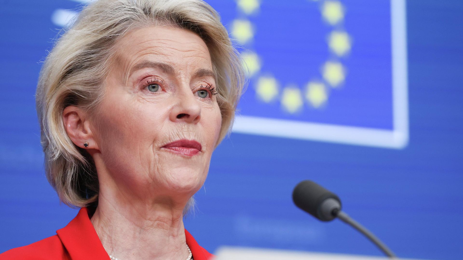 FT рассказала, из-за чего фон дер Ляйен вызвала недовольство в Европе